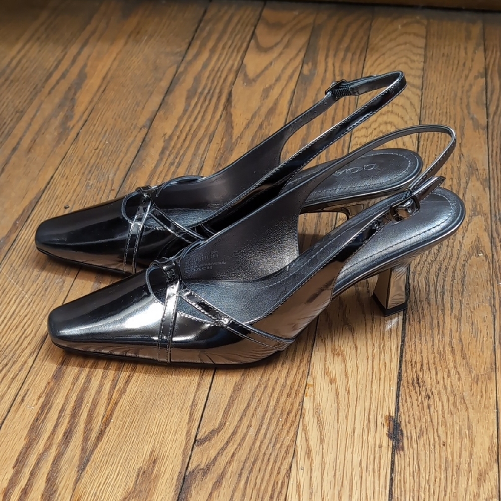 Nwot Coach Gunmetal Silver Leather Slingback Heels